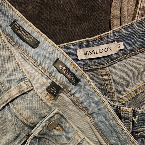 Bundle of Denim Jeans and Shorts + T-Shirt - Picture 5 of 9